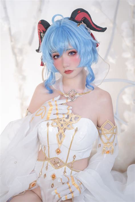 Cosplayer Nekokoyoshi Devil Girl Vol.72 .
